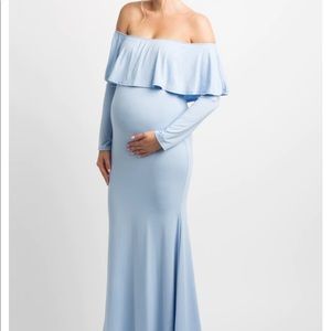 Light blue maternity photoshoot dress